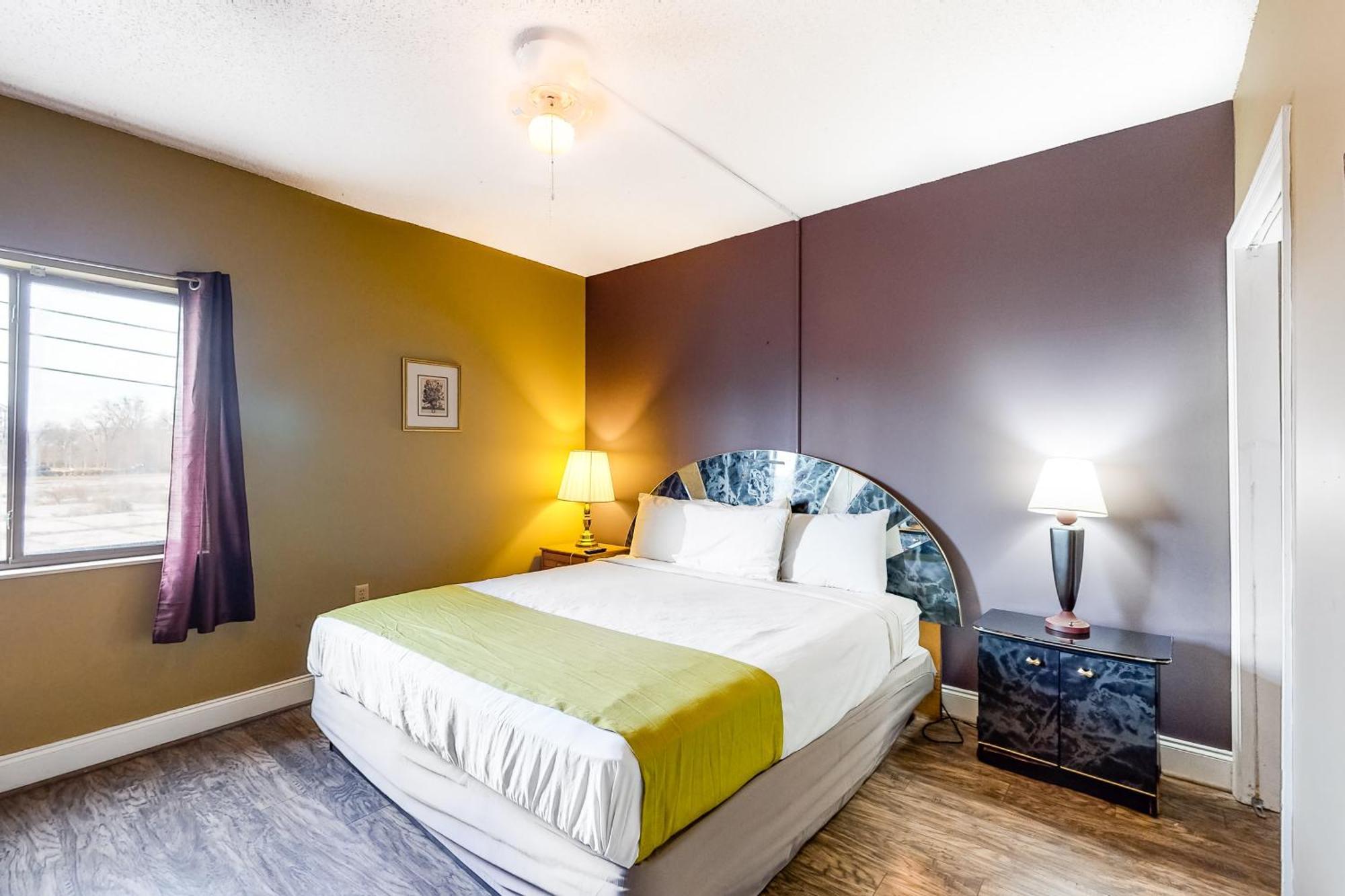 Pigeon Forge Paradise Room photo